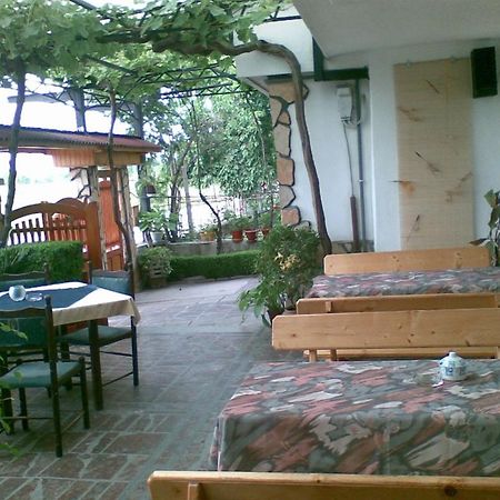 Family Hotel Natalis ฮิซาเรีย ภายนอก รูปภาพ