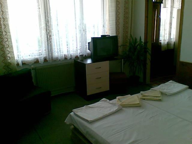 Family Hotel Natalis ฮิซาเรีย ห้อง รูปภาพ