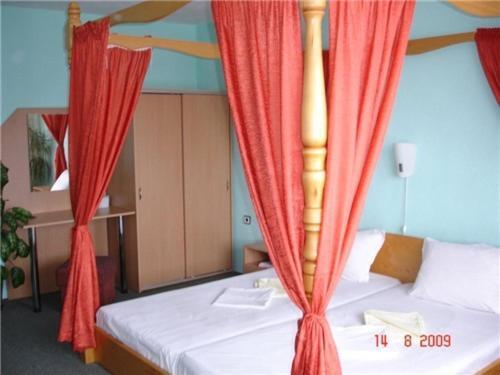 Family Hotel Natalis ฮิซาเรีย ห้อง รูปภาพ